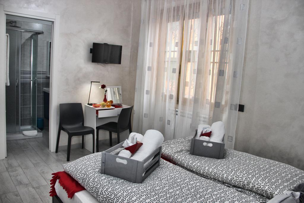B&B J&B Roma Eksteriør bilde
